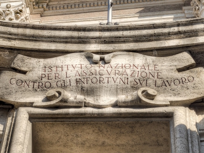 Inail: questionario per la revisione premi